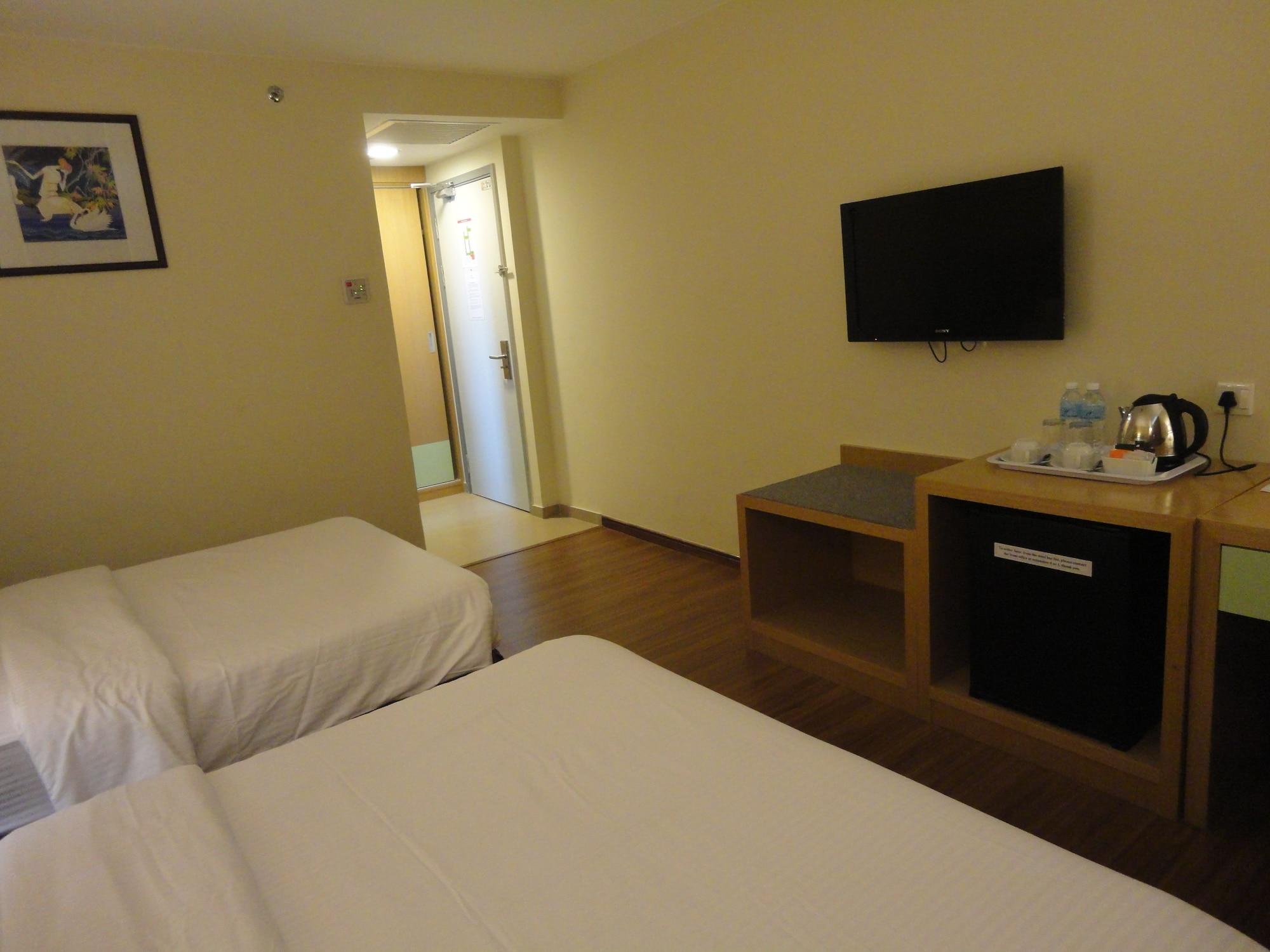 The Pavilion Hotel 3*